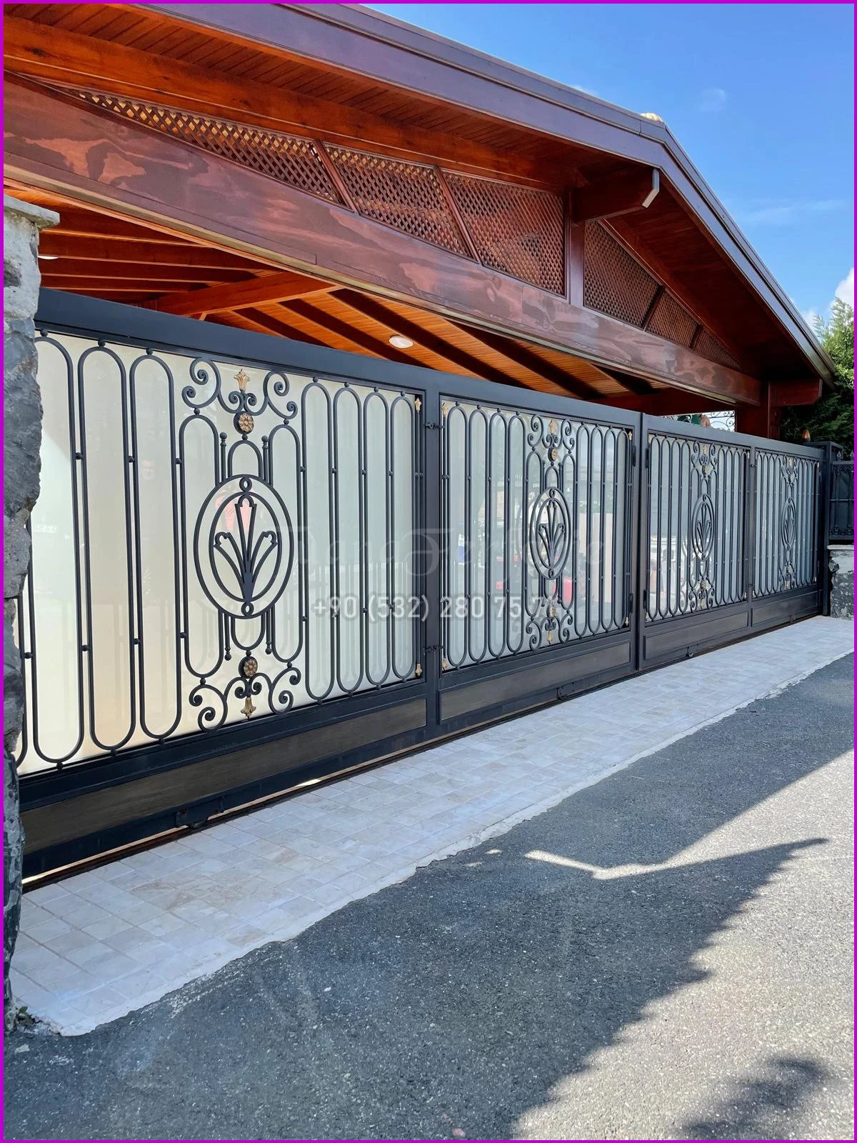 Garaj Kapısı Tasarımında Malzeme Seçimi Nasıl Yapılmalı?